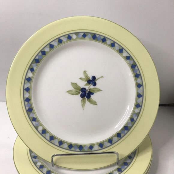 Royal Doulton Carmina 9" Salad Plates Set of (4) Yellow White Blue Berries Print - Picture 2 of 5